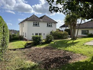 Photo 4- click for photo gallery